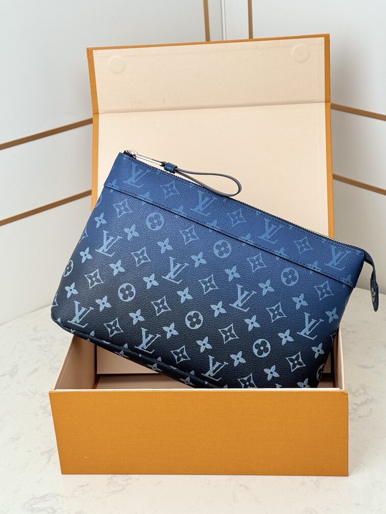 Louis Vuitton Pochette Voyage Souple Pouch M11545 Blue